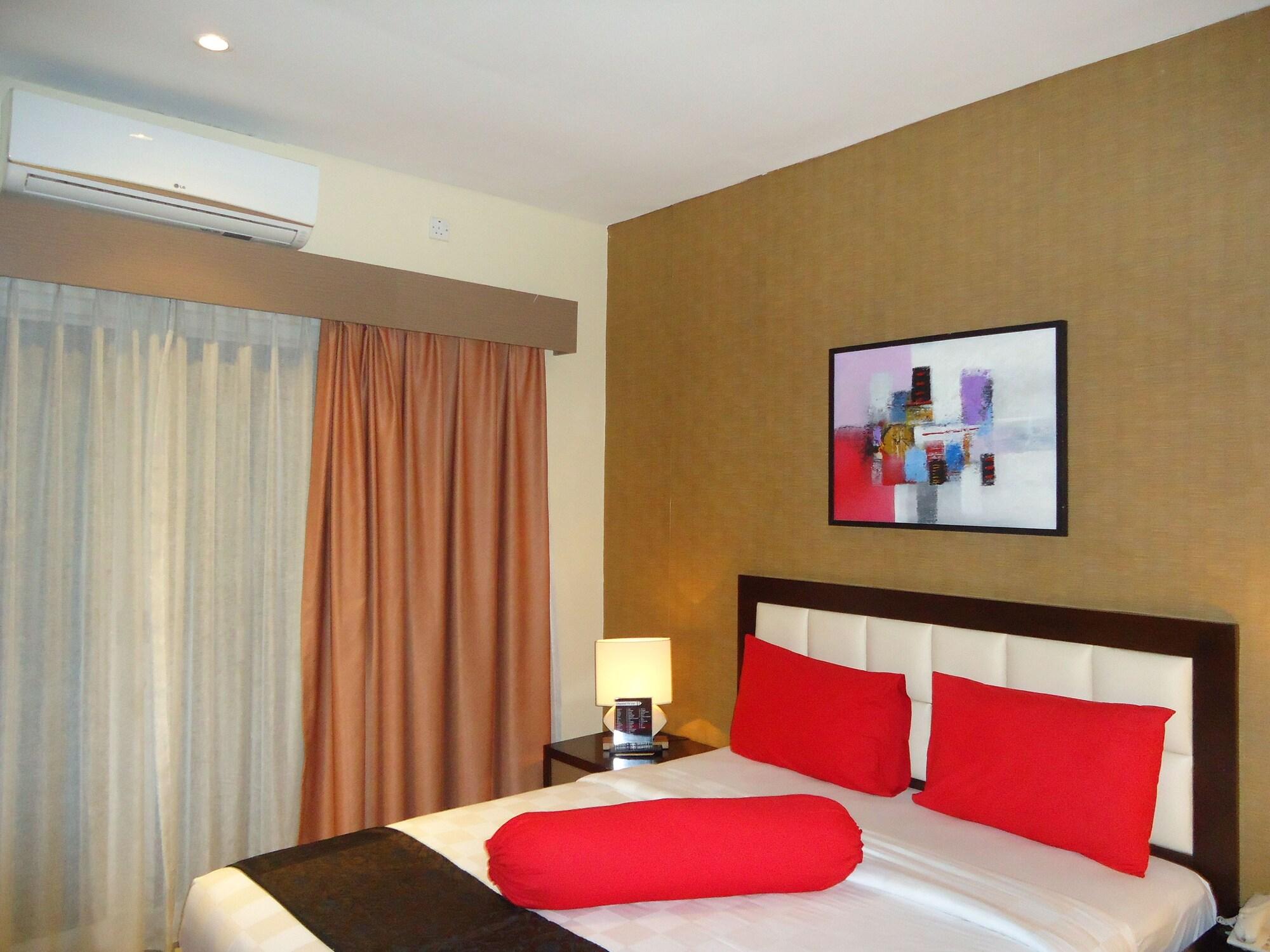 Scarlet Hotel Makassar Buitenkant foto